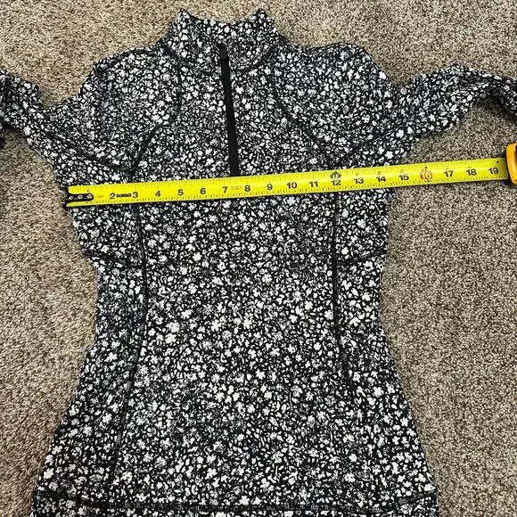 LULULEMON Women's Its Rulu Run Half-Zip Size 2 In Venture Floral Alpine White - Picture 10 of 12